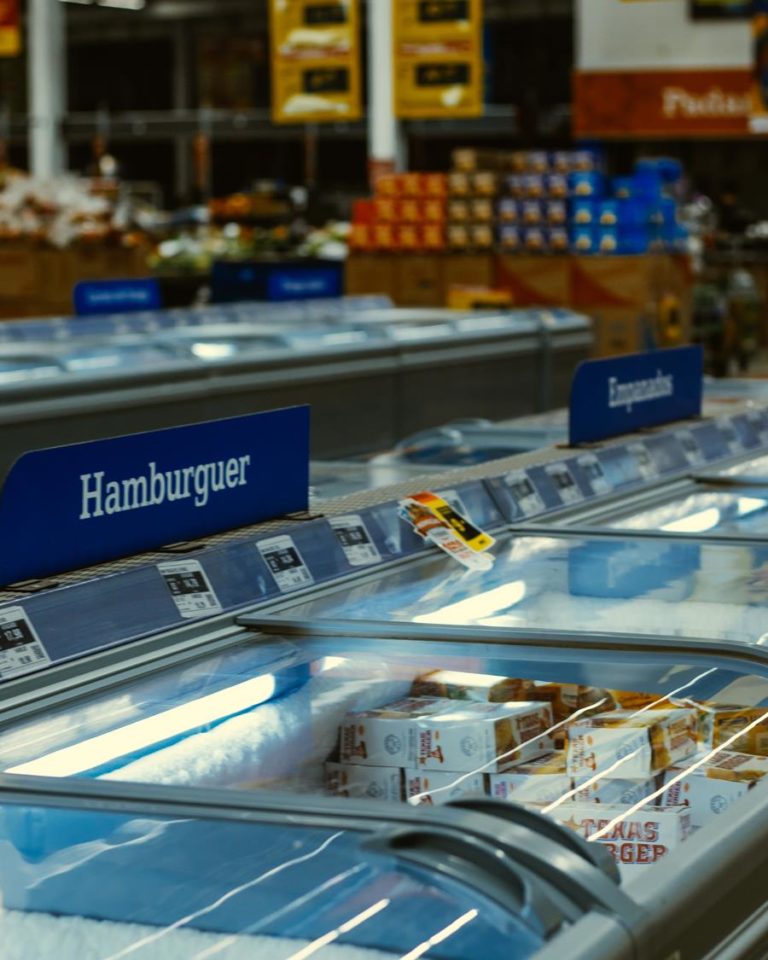 Jak można wykorzystywać materiały marketingowe w sklepach?