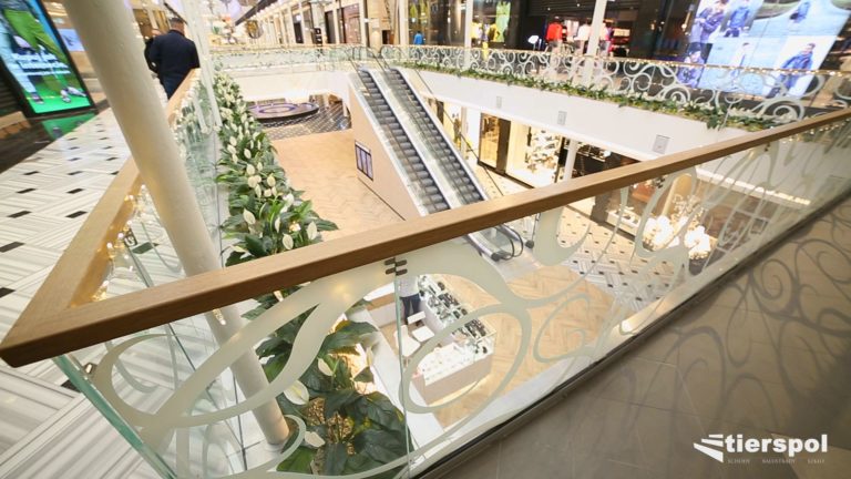Piękne i pod każdym względem funkcjonalne tarasy i balustrady