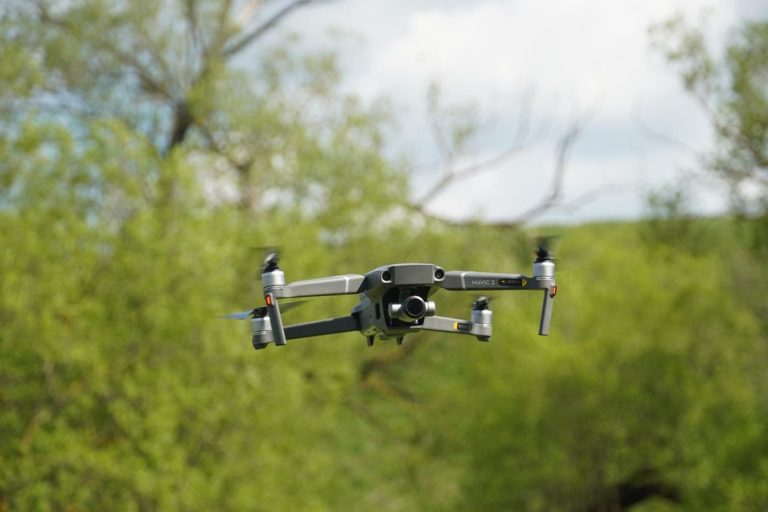Który sklep ma jak najlepsze kamery do dronów?